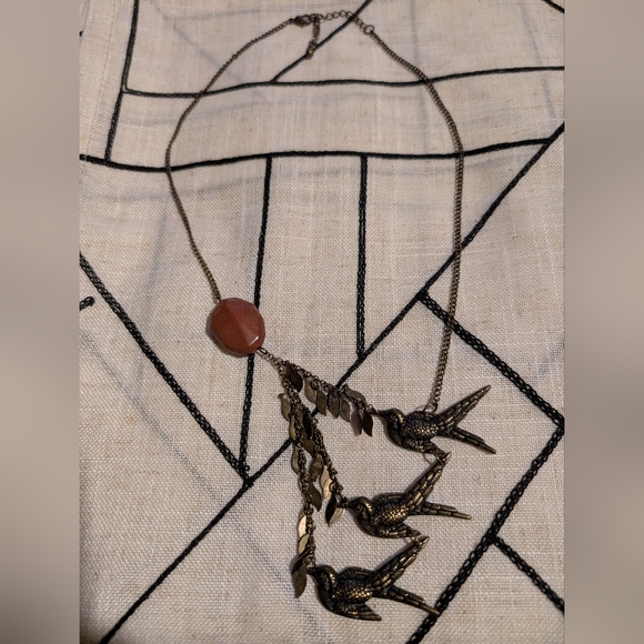 Bird Necklace - Picture 1 of 3